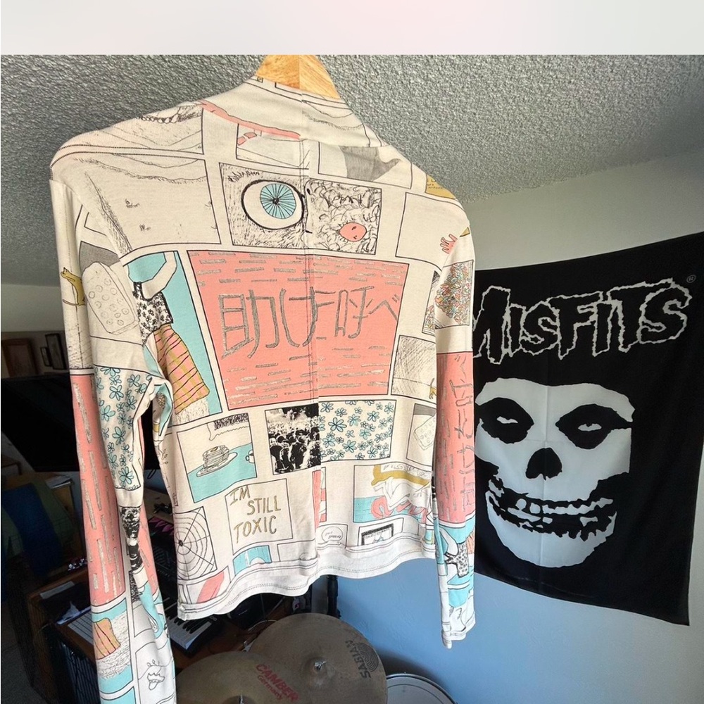 Graphic Long Sleeve Top
